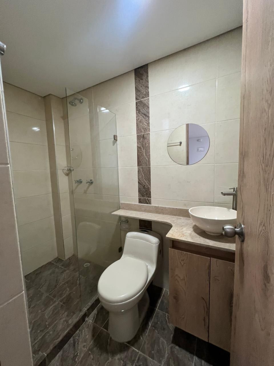 Arriendo apartamento en bello e obrero