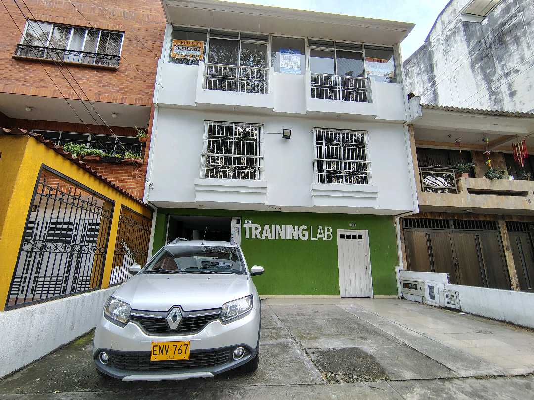 ARRIENDO APARTAMENTO AL SUR DE CALI BARRIO INGENIO 3 PISO