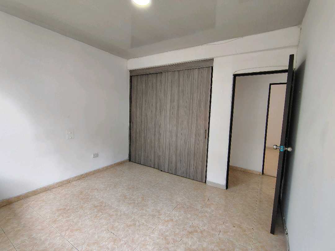 ARRIENDO APARTAMENTO AL SUR DE CALI BARRIO INGENIO 3 PISO