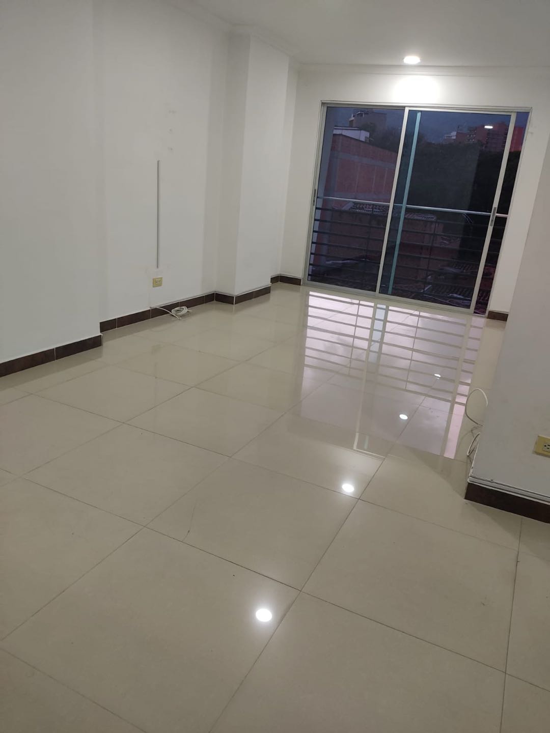 ARRIENDO APARTAMENTO EN EL VELÓDROMO