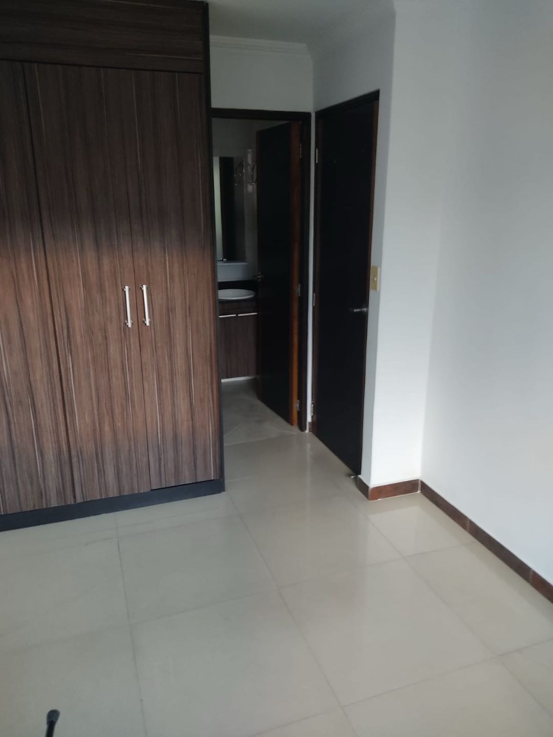 ARRIENDO APARTAMENTO EN EL VELÓDROMO