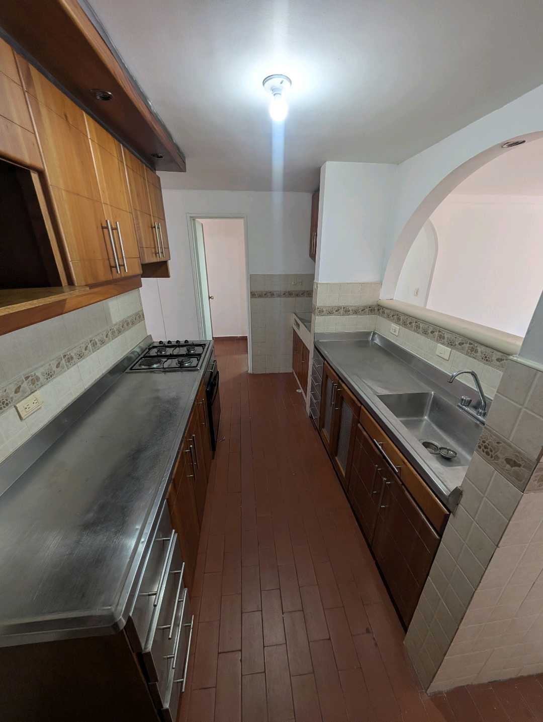 Arriendo apartamento en la avenida Nutibara