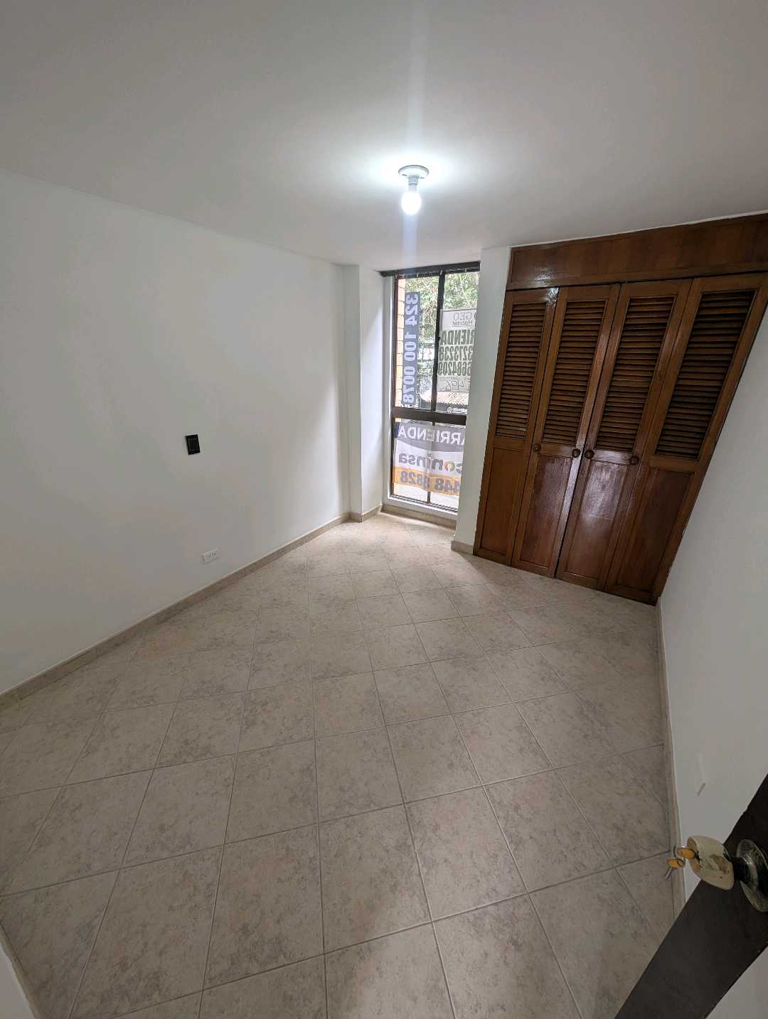 Arriendo apartamento en la avenida Nutibara