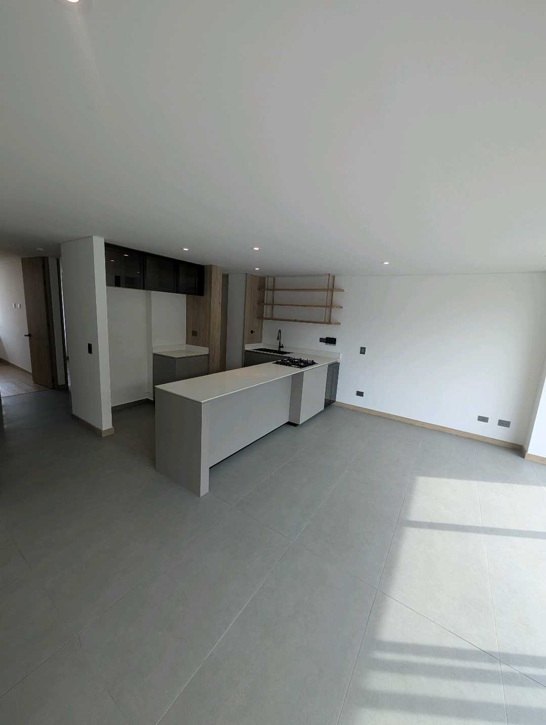 Arriendo apartamento en la castellana