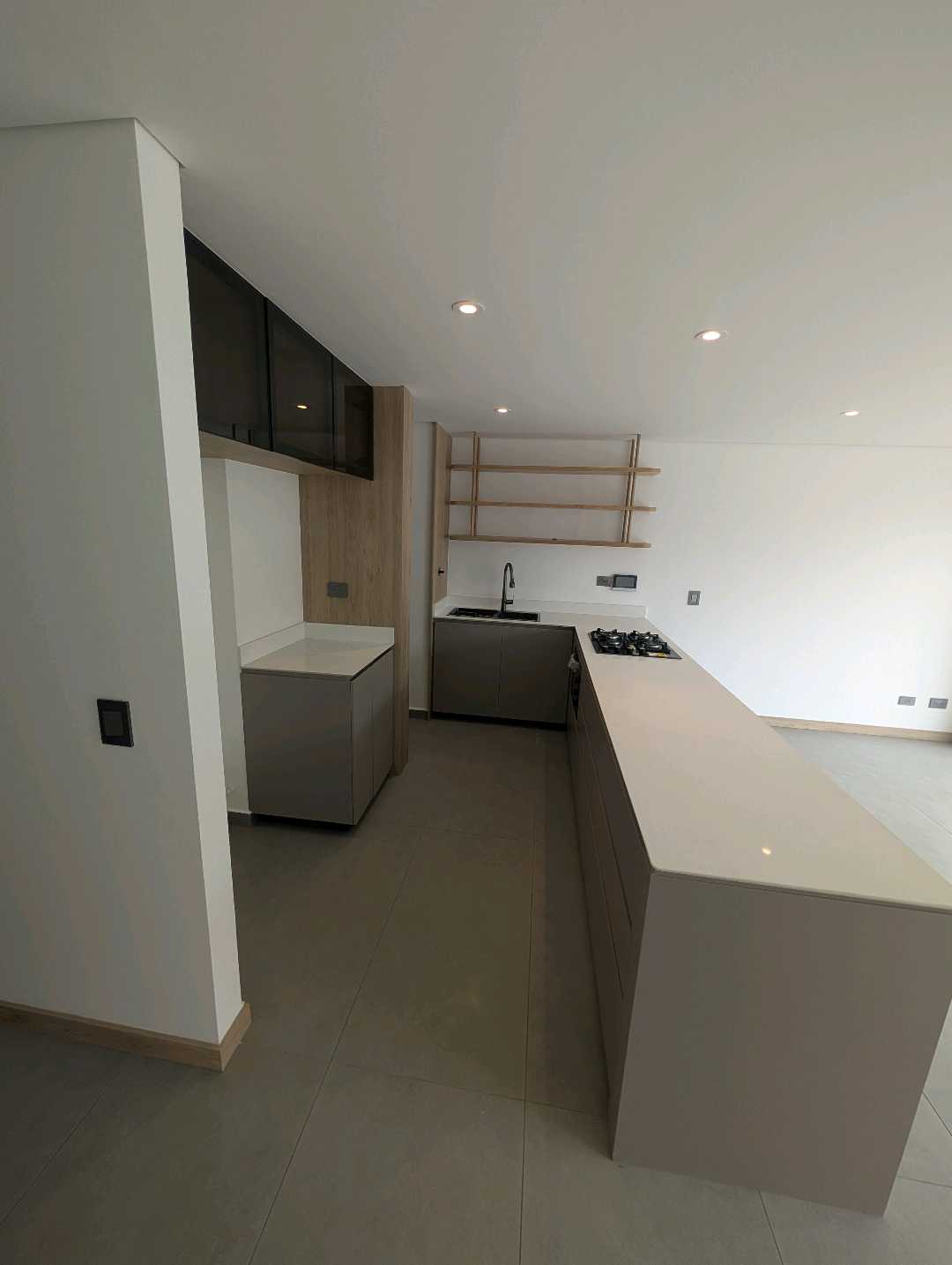 Arriendo apartamento en la castellana