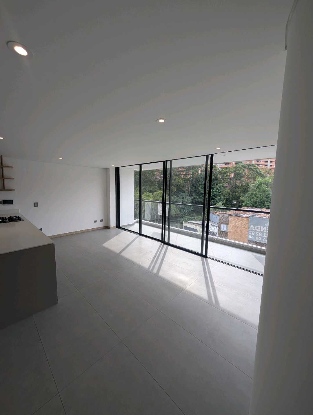 Arriendo apartamento en la castellana