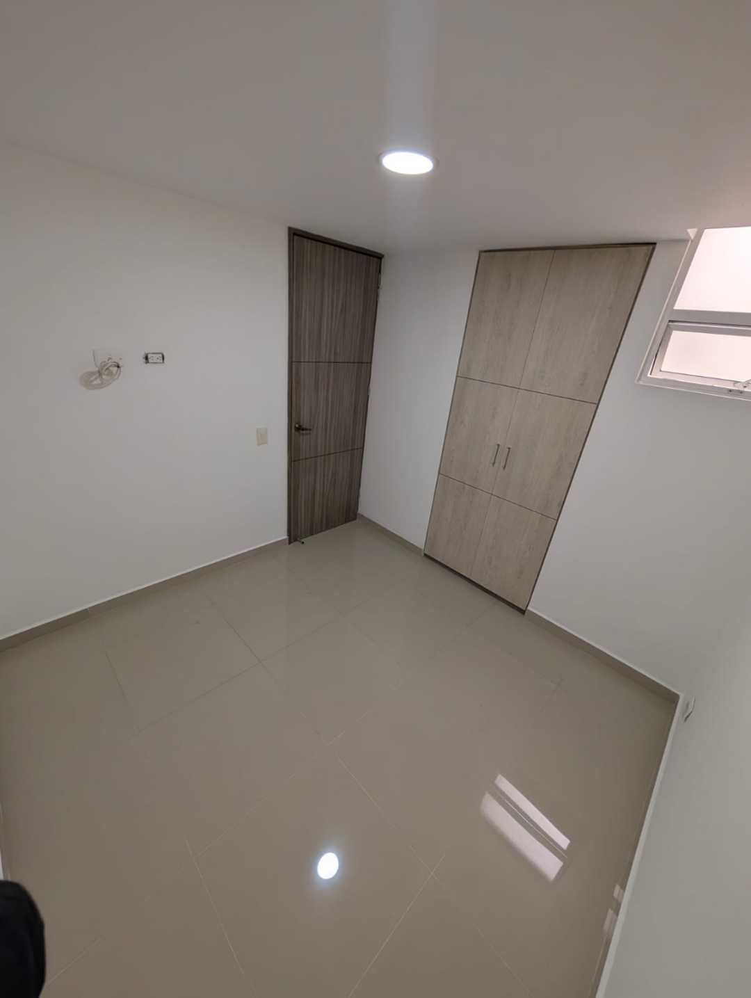 Arriendo apartamento en la castellana