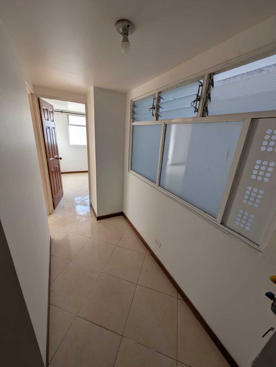 Arriendo apartamento en la floresta