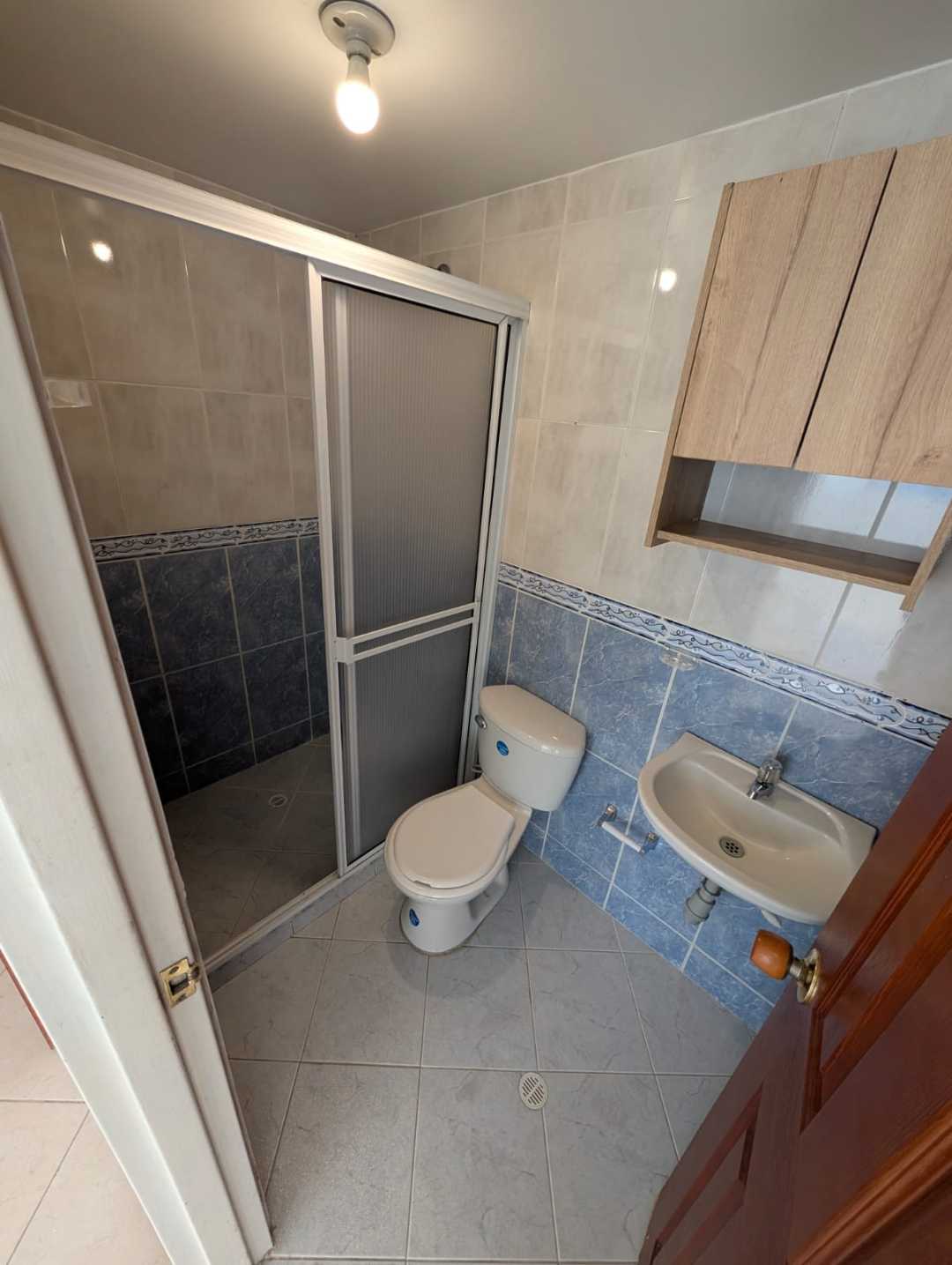 Arriendo apartamento en la floresta