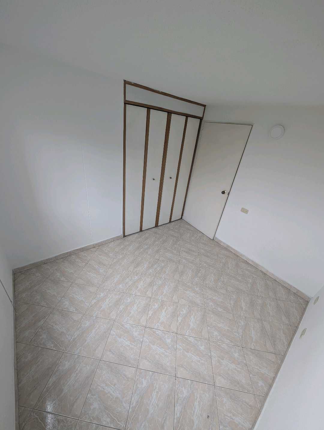 Arriendo apartamento en la loma de los bernal