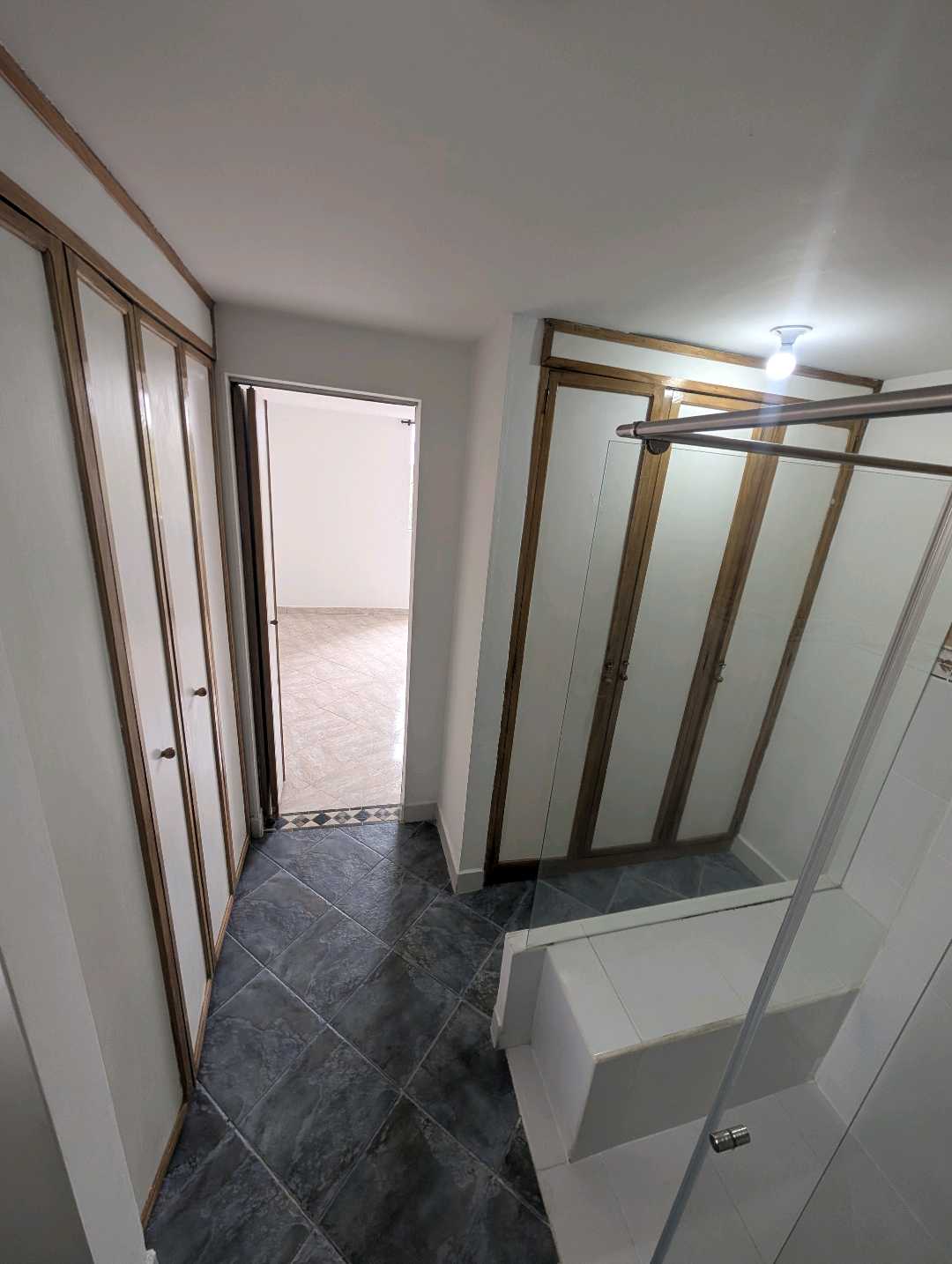 Arriendo apartamento en la loma de los bernal