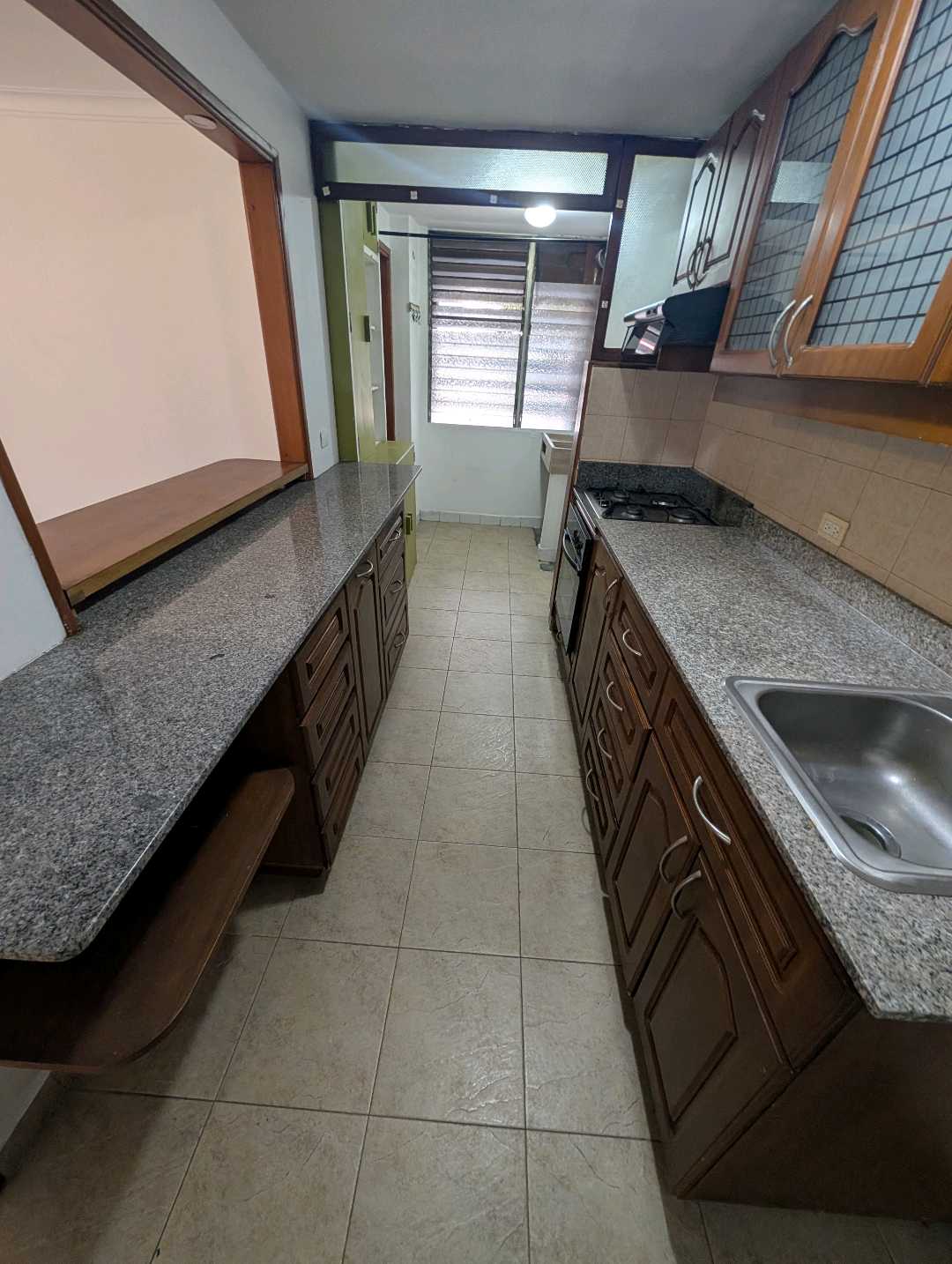 Arriendo apartamento en laureles