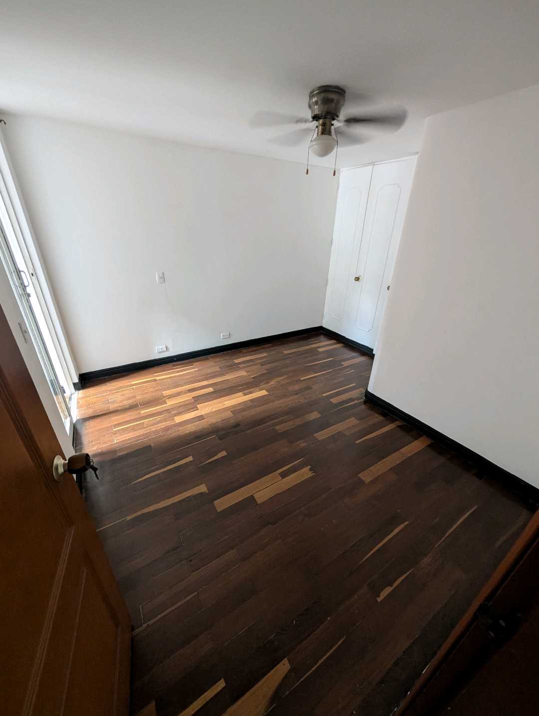 Arriendo apartamento en laureles