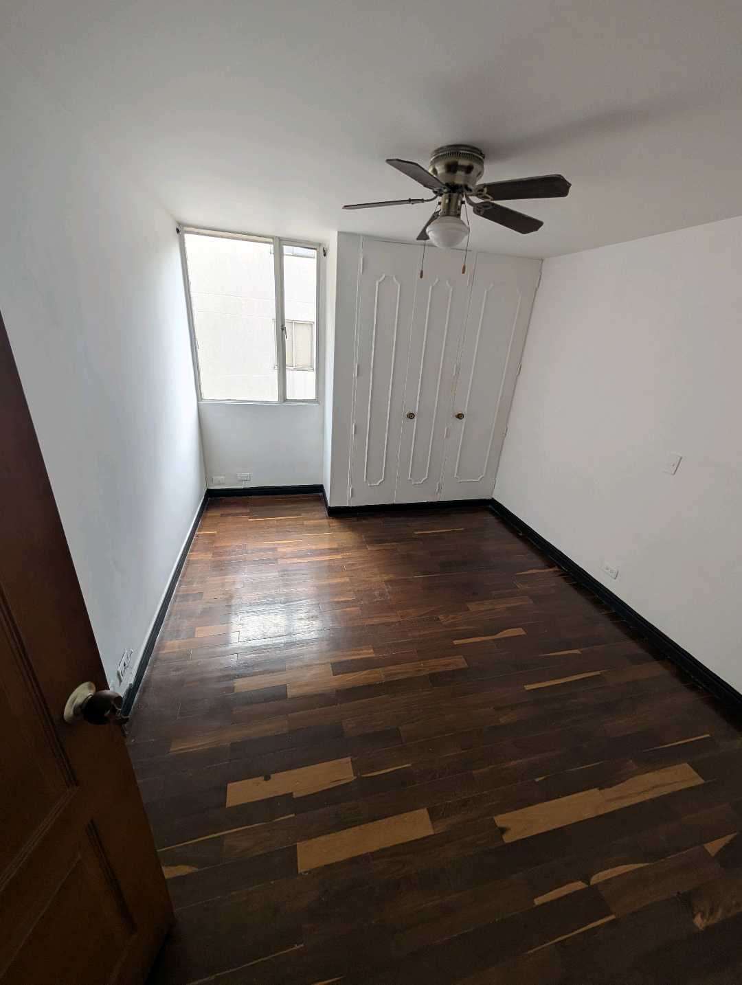 Arriendo apartamento en laureles