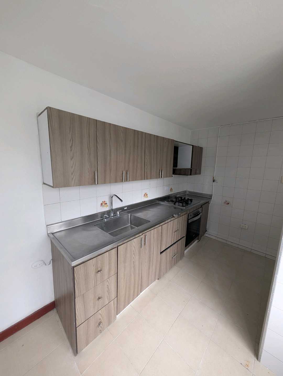 Arriendo apartamento en laureles