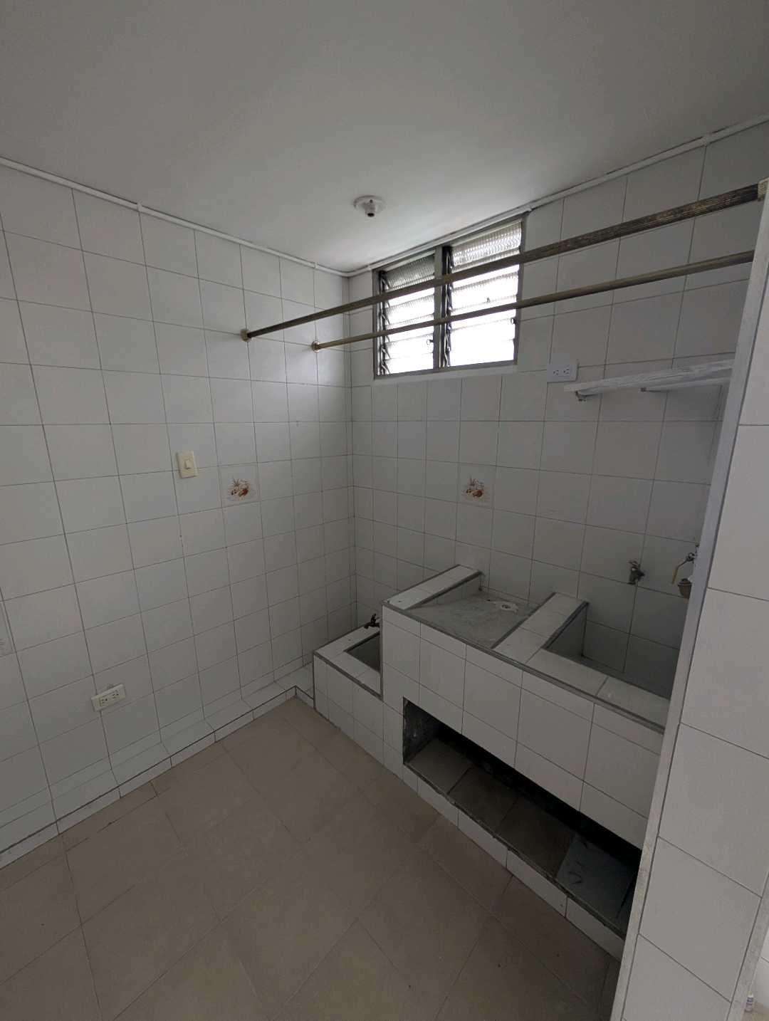 Arriendo apartamento en laureles