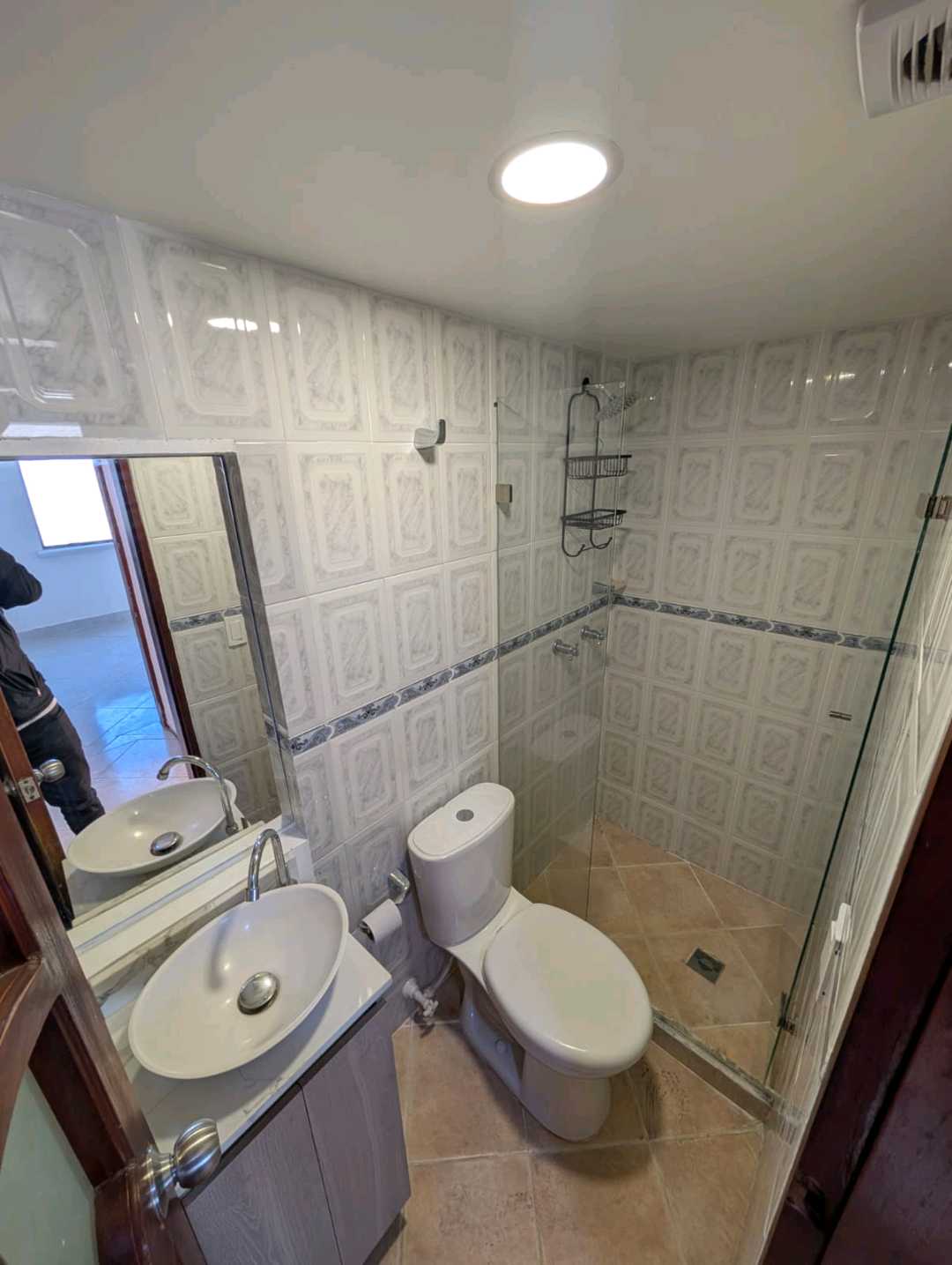 Arriendo apartamento en laureles