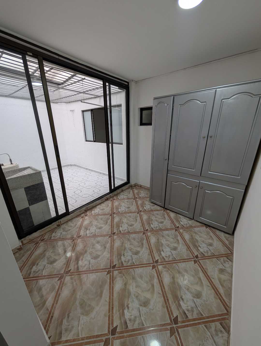 Arriendo apartamento en laureles nogal
