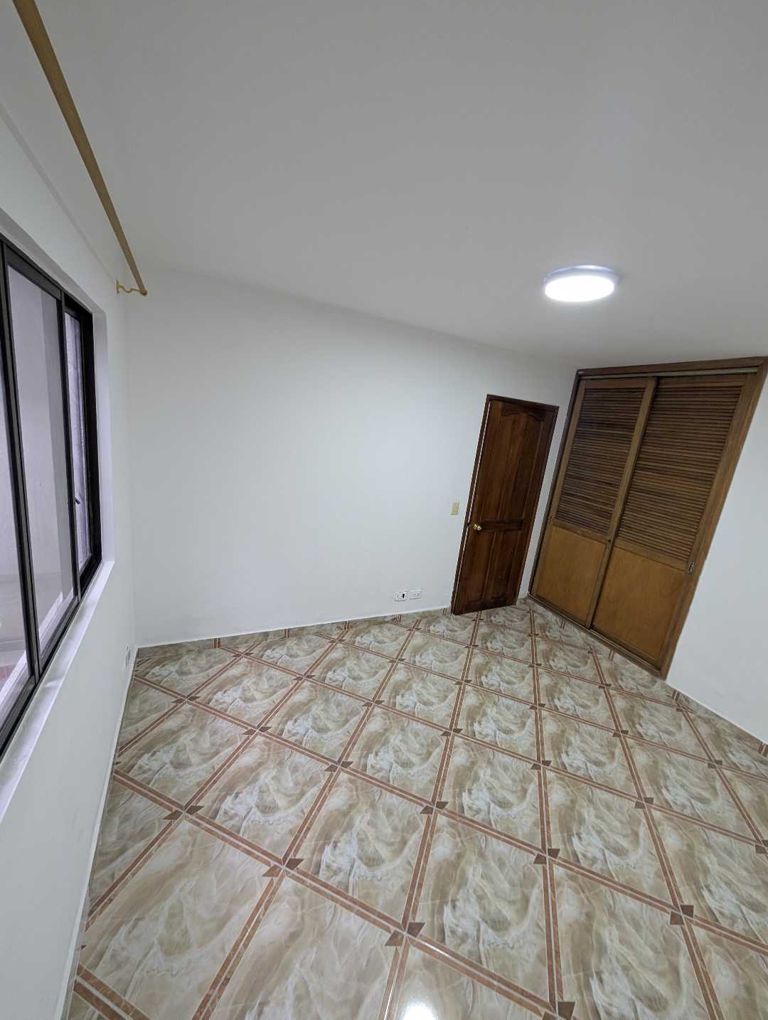 Arriendo apartamento en laureles nogal