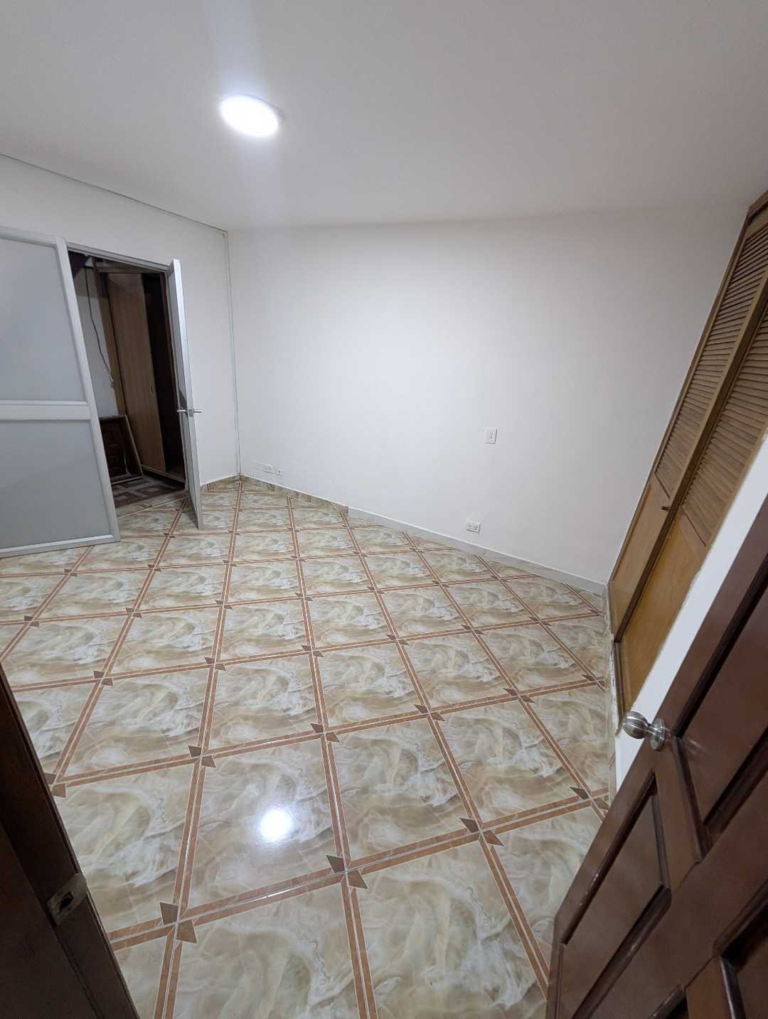 Arriendo apartamento en laureles nogal