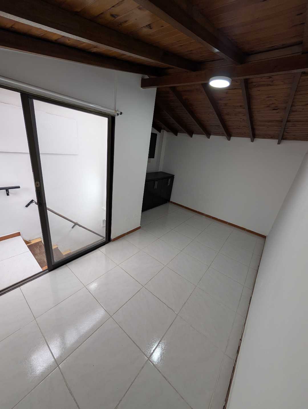 Arriendo apartamento en laureles nogal