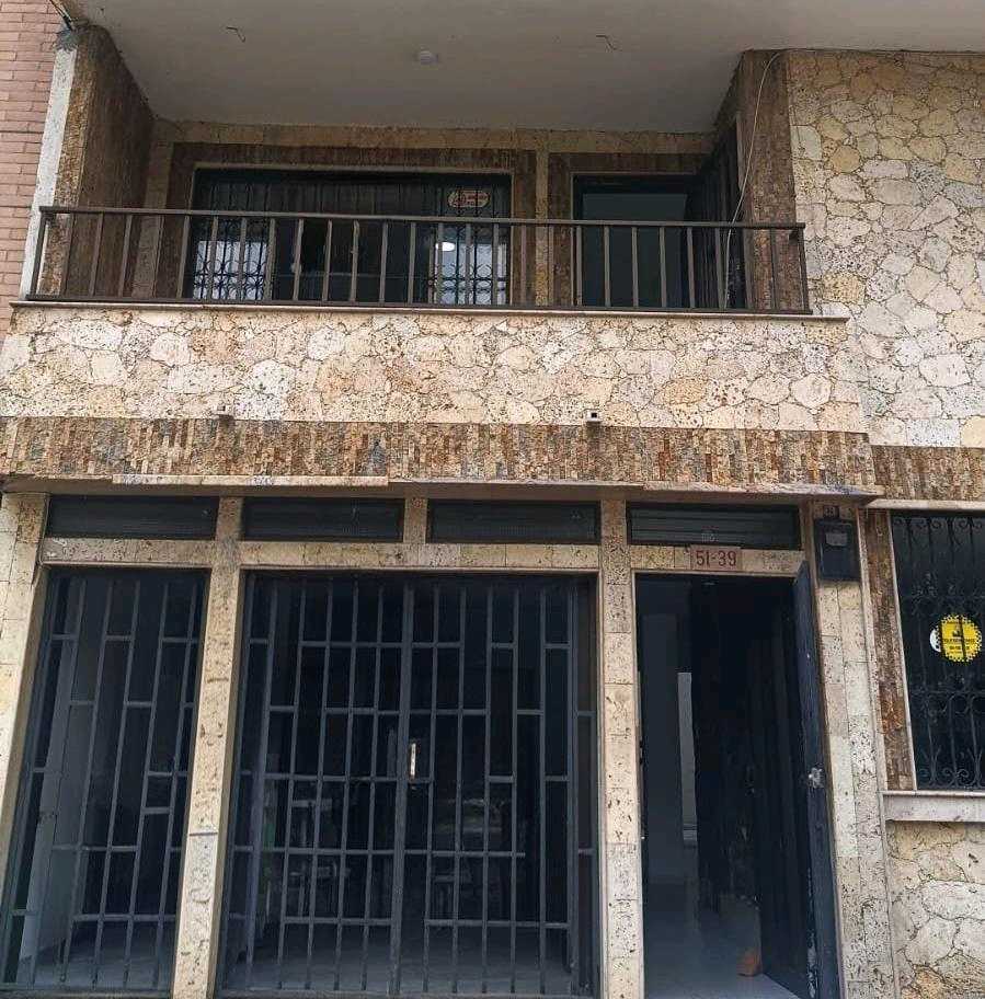 Arriendo apartamento en los colores