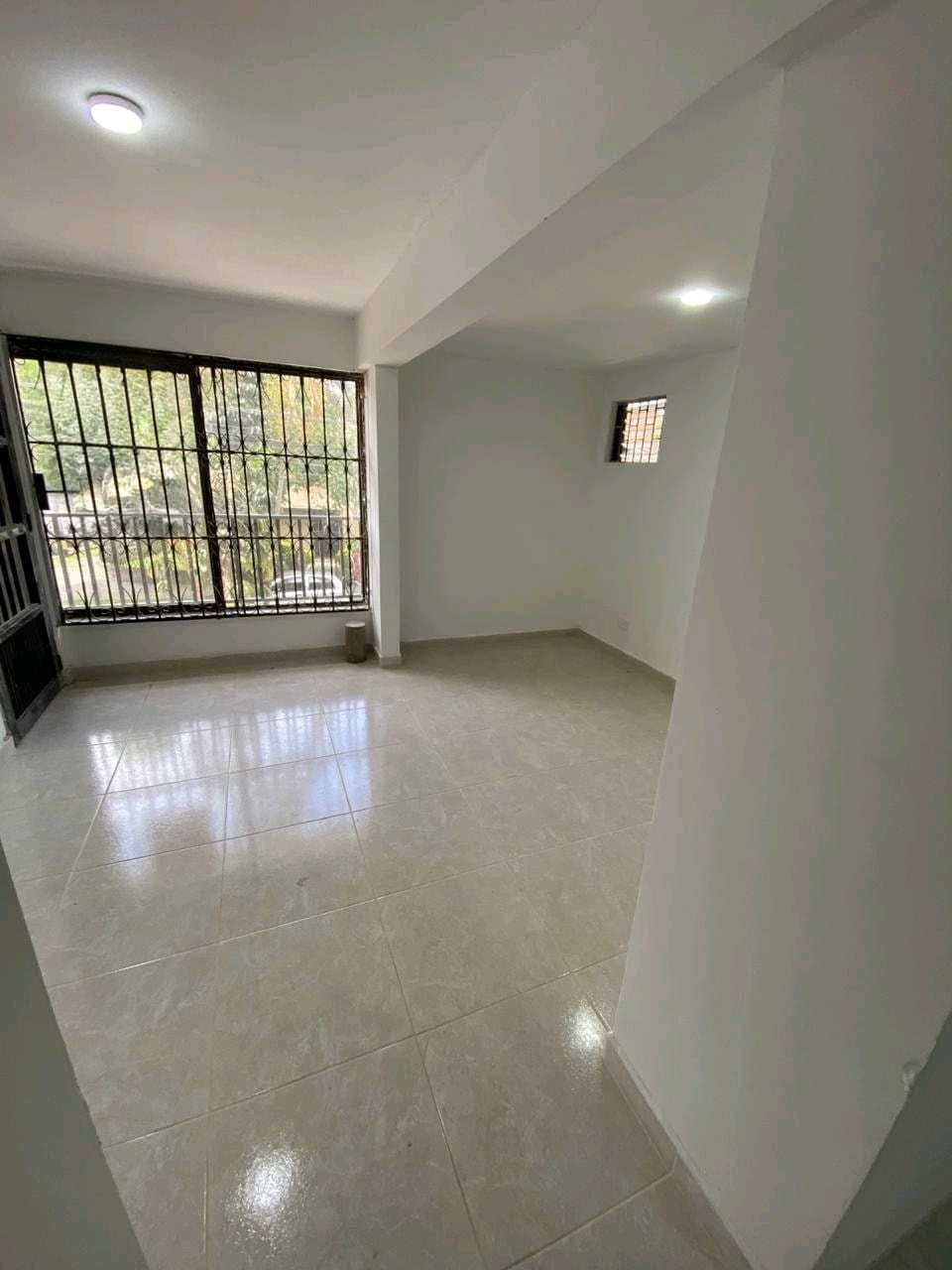 Arriendo apartamento en los colores