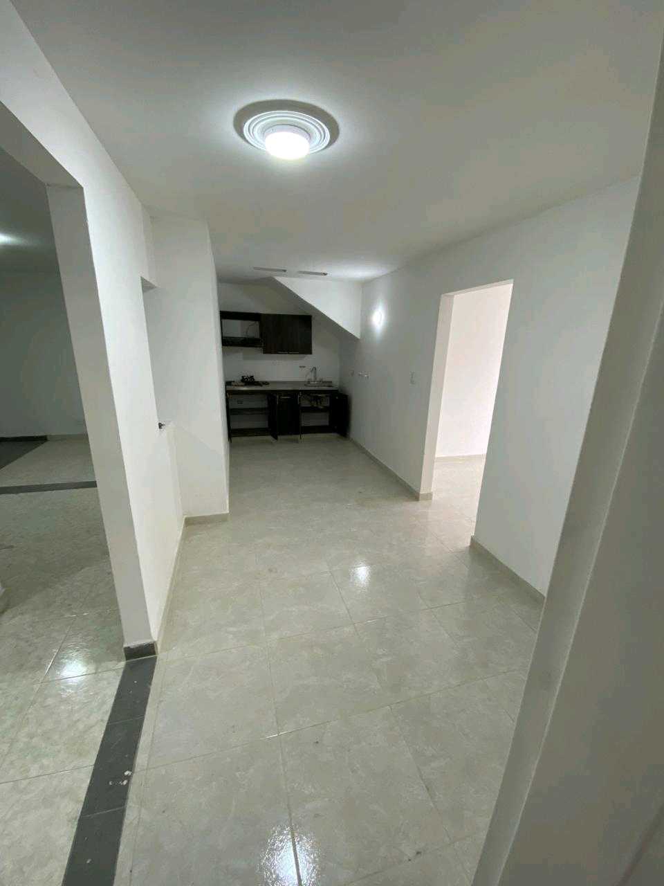 Arriendo apartamento en los colores