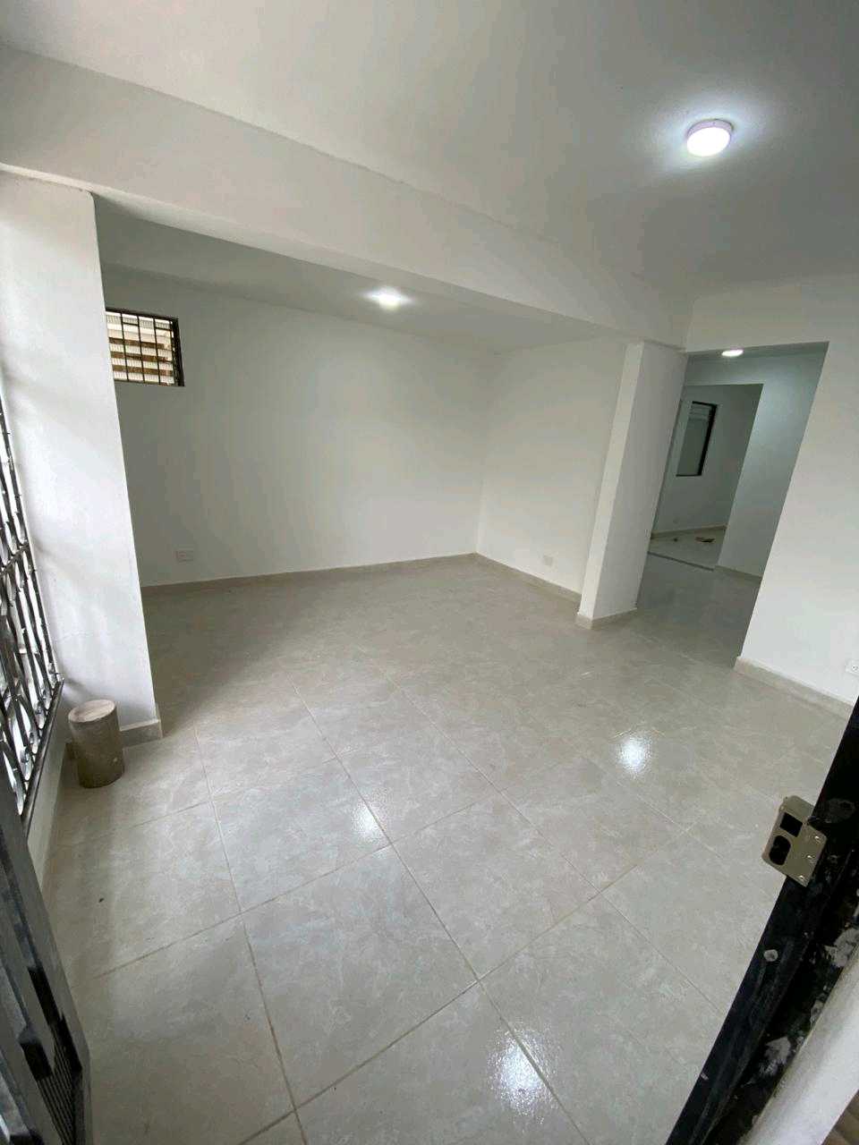 Arriendo apartamento en los colores