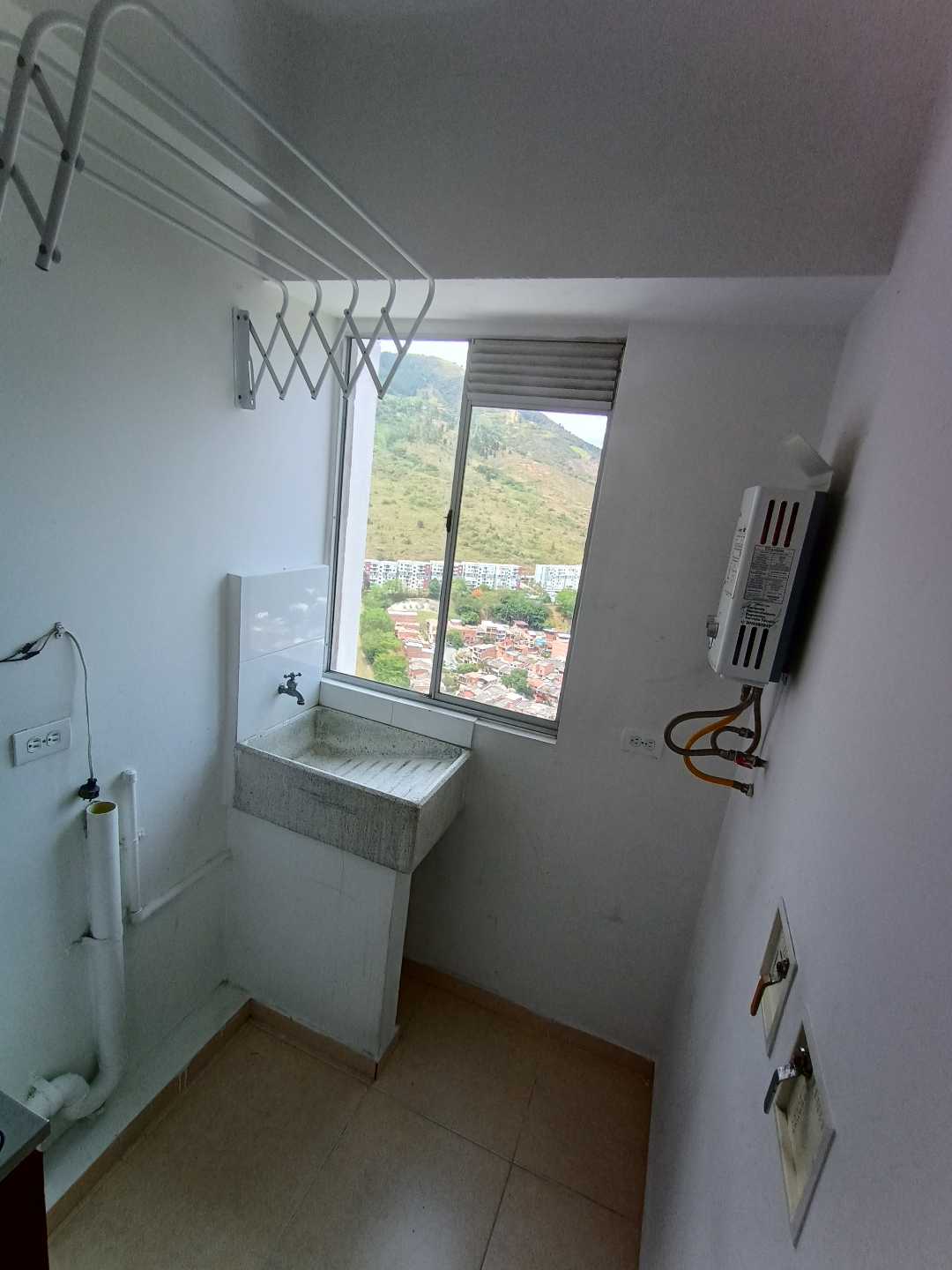 Arriendo apartamento en Niquia
