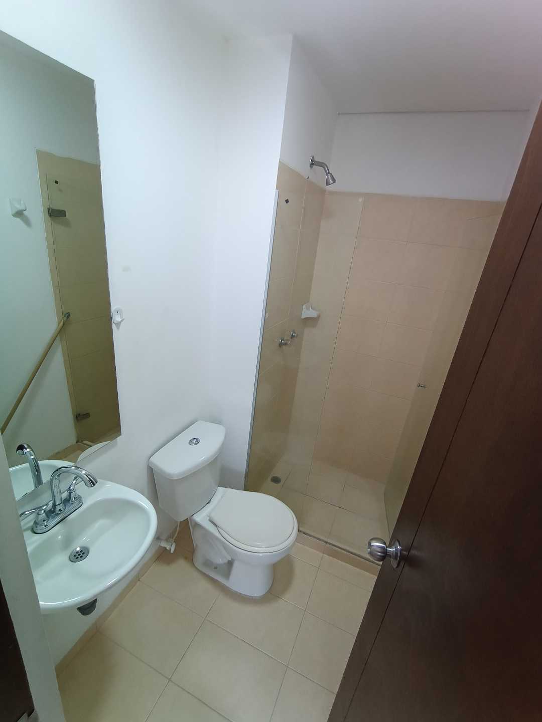 Arriendo apartamento en Niquia