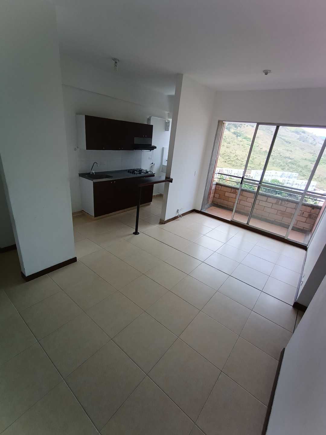 Arriendo apartamento en Niquia
