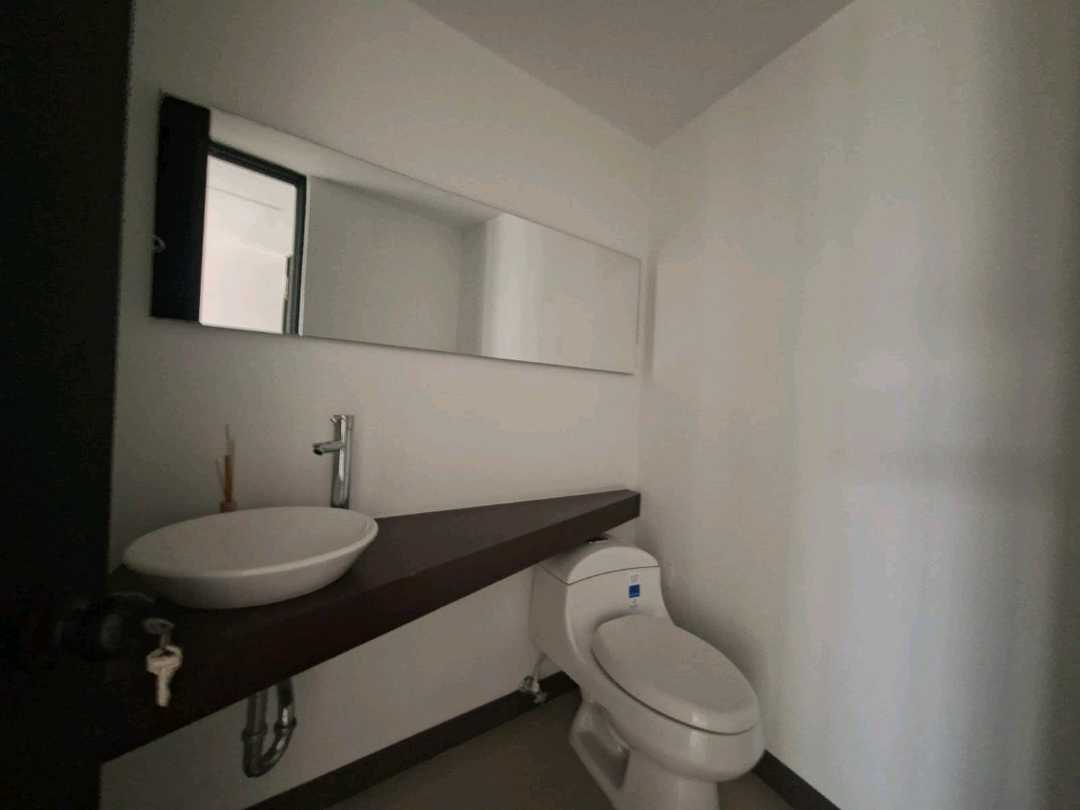 Arriendo apartamento en Poblado la Calera AZ10