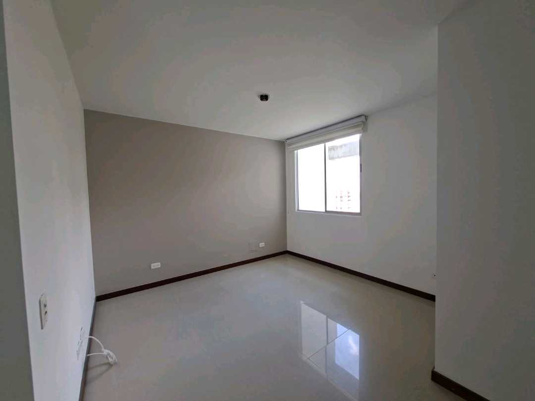 Arriendo apartamento en Poblado la Calera AZ10
