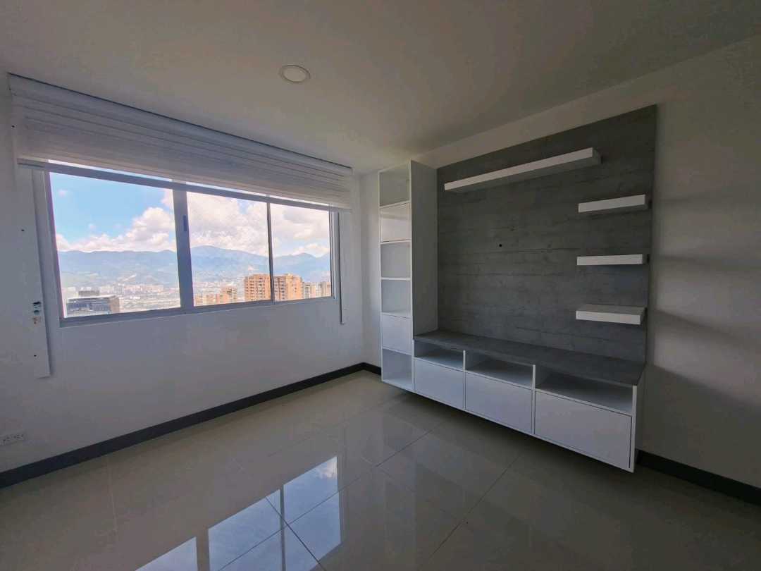 Arriendo apartamento en Poblado la Calera AZ10