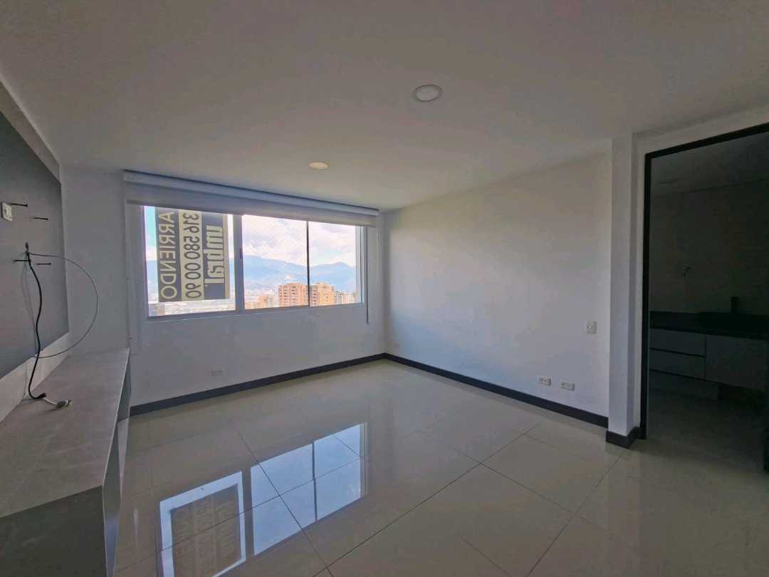 Arriendo apartamento en Poblado la Calera AZ10