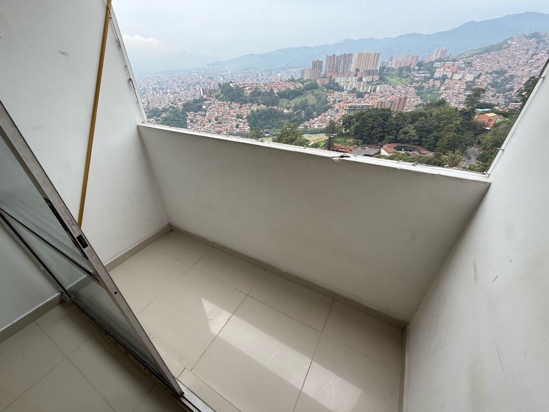 ARRIENDO APARTAMENTO EN ROBLEDO