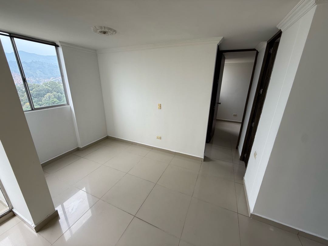 ARRIENDO APARTAMENTO EN ROBLEDO