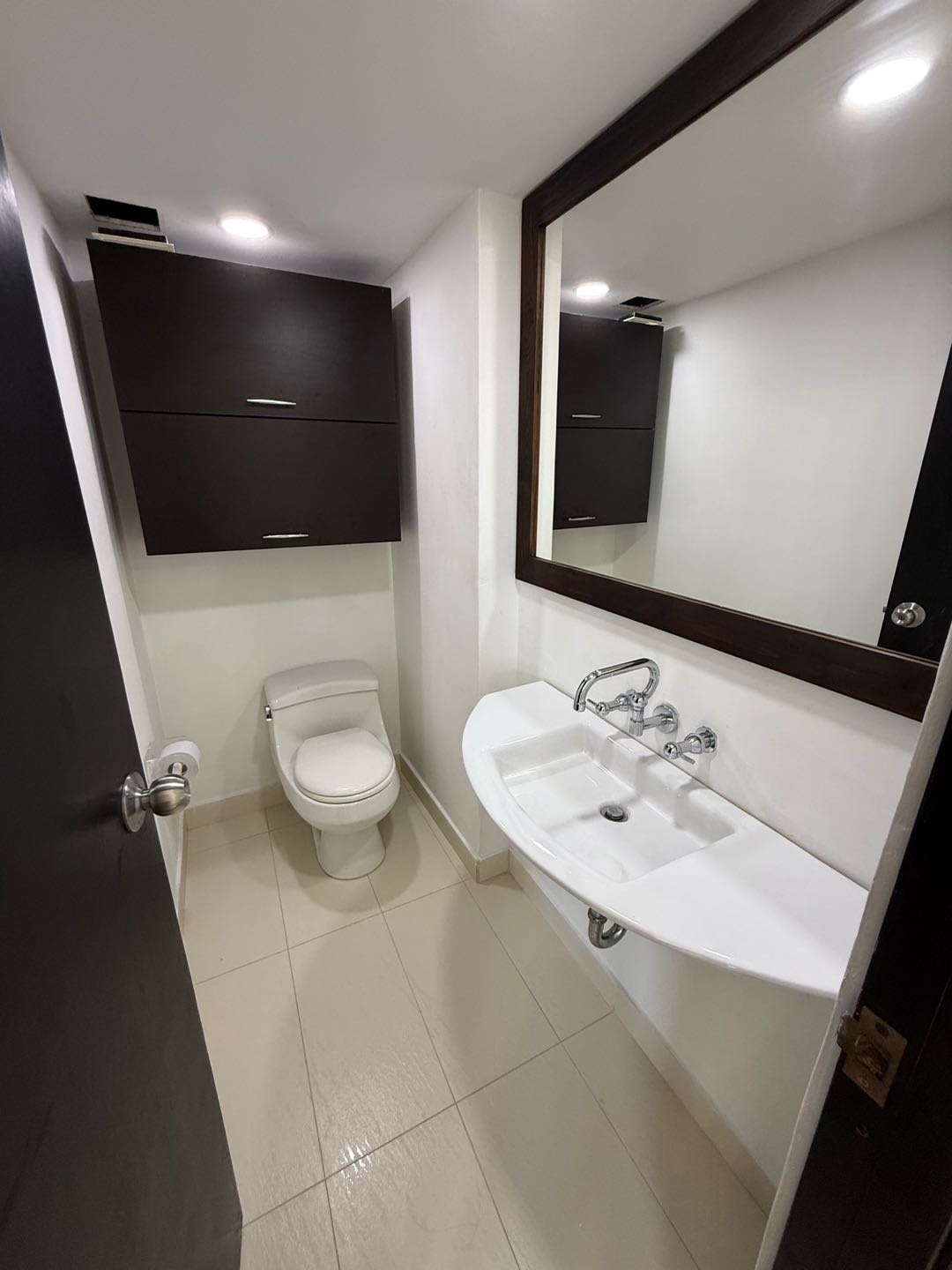 ARRIENDO APARTAMENTO EN RODEO ALTO