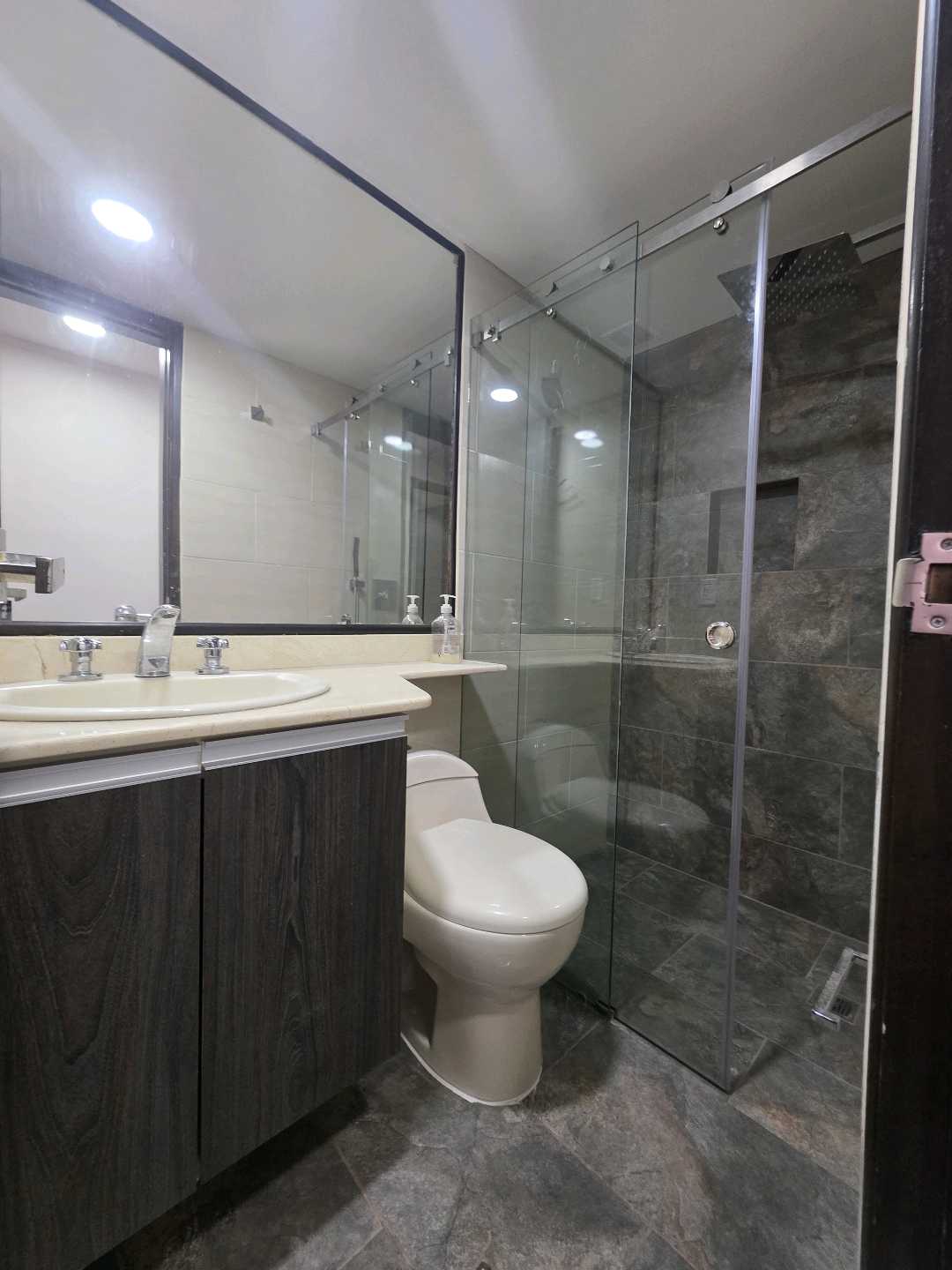 Arriendo apartamento estadio