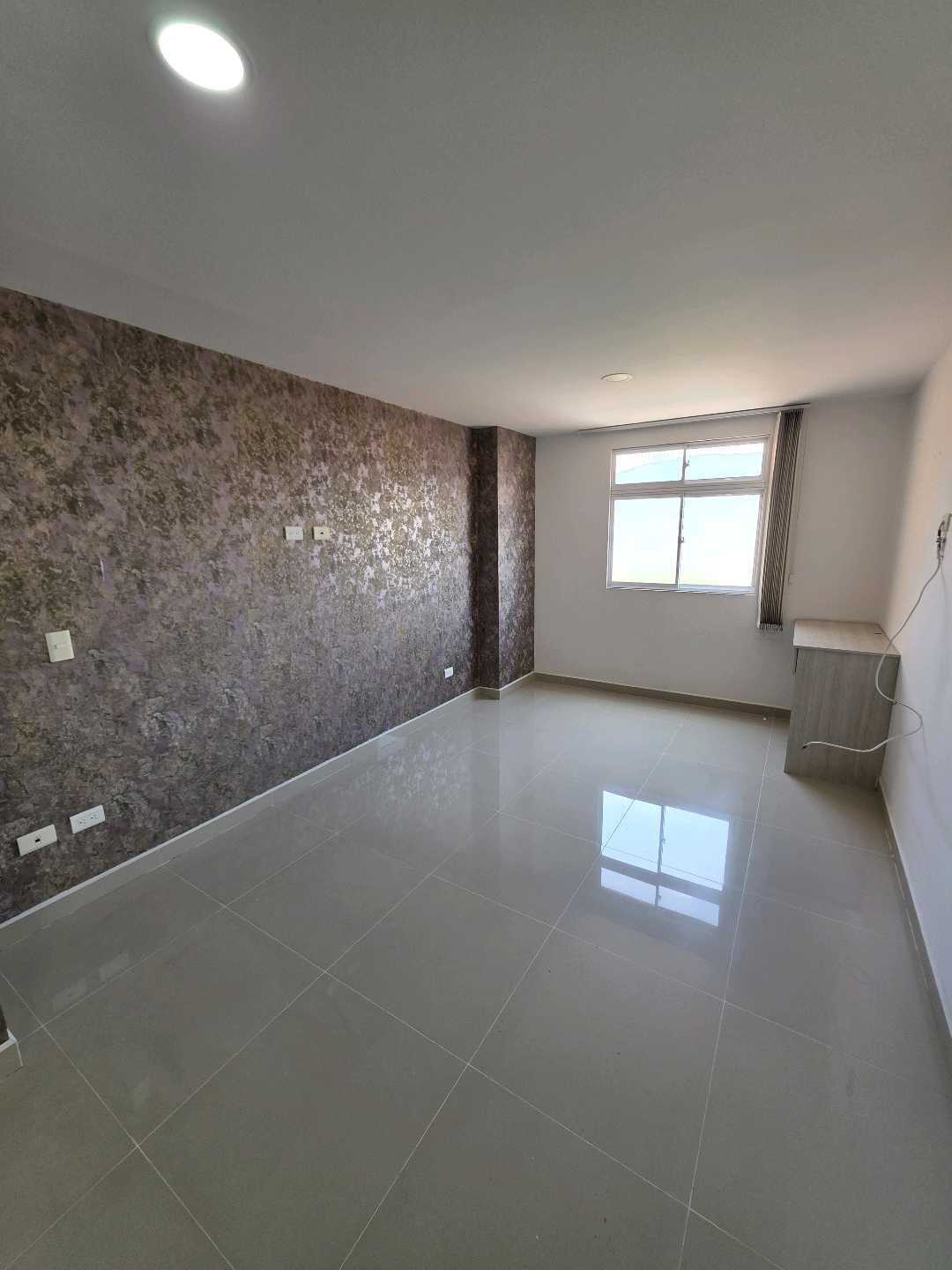 Arriendo apartamento floresta