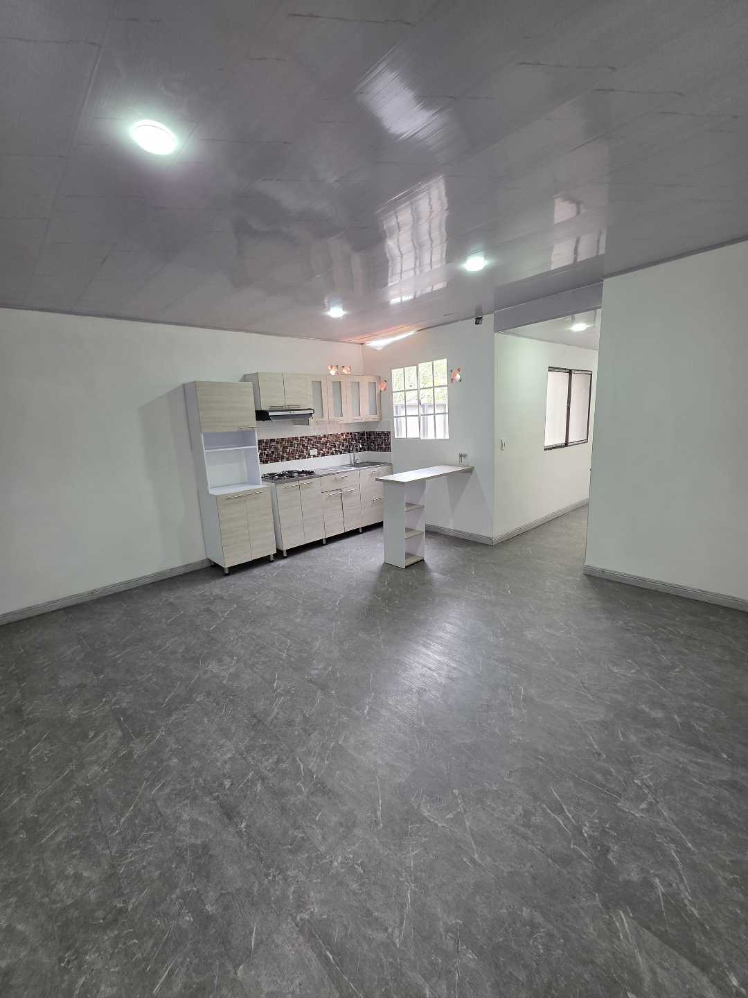 Arriendo apartamento floresta