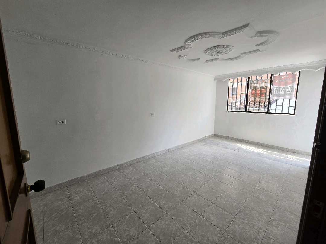 Arriendo apartamento la América