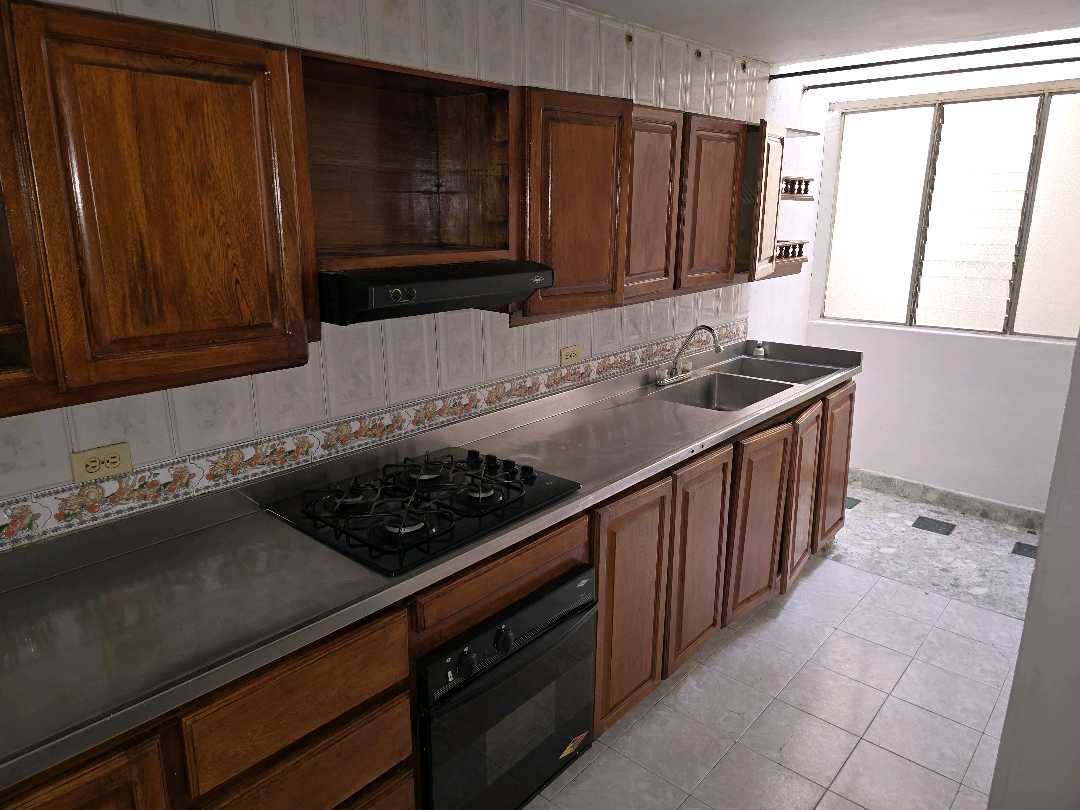 Arriendo apartamento la América