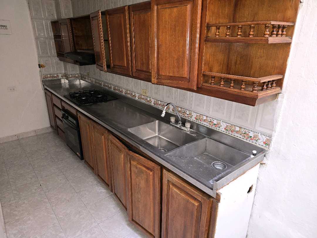 Arriendo apartamento la América