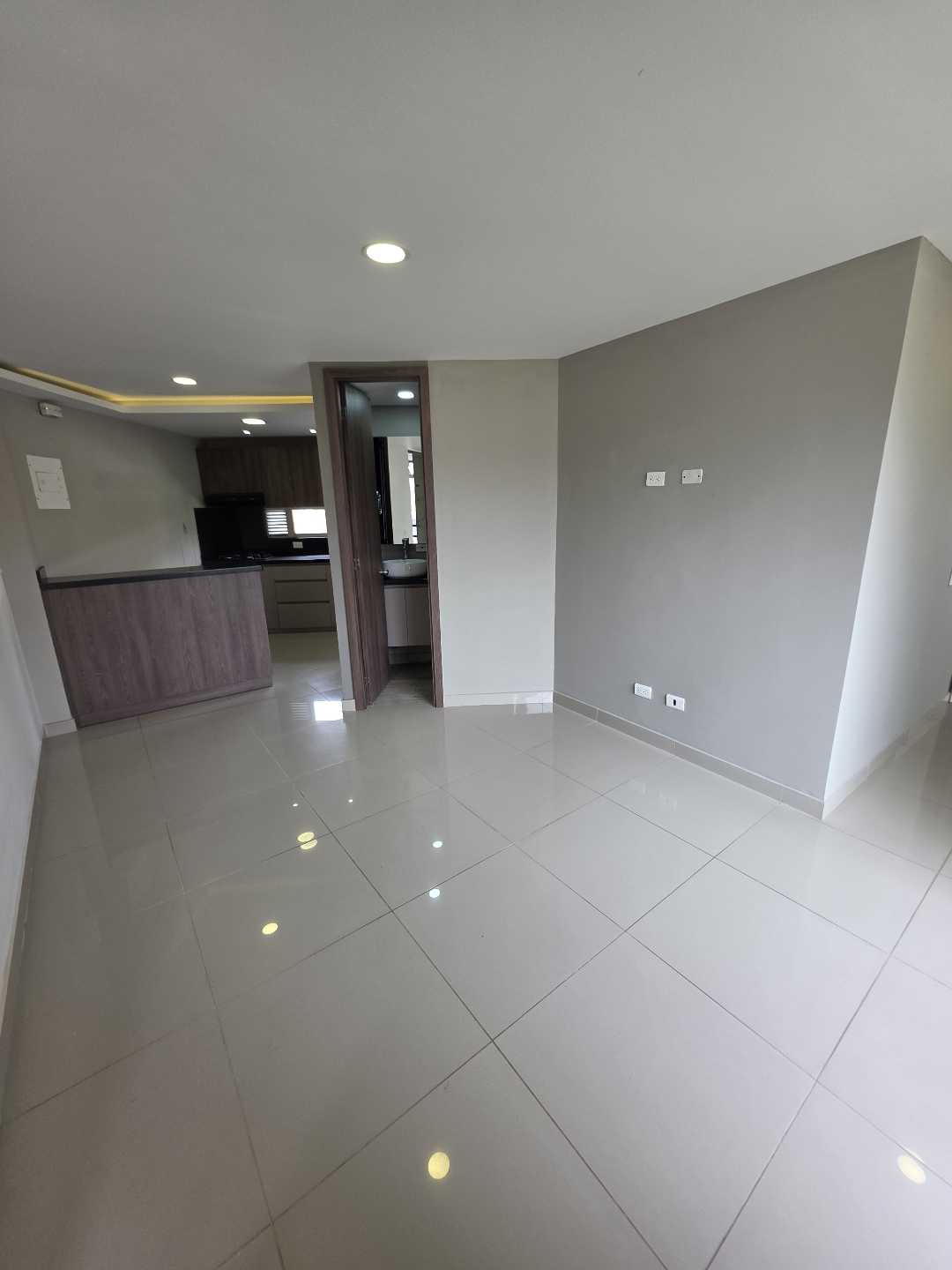 Arriendo apartamento la América