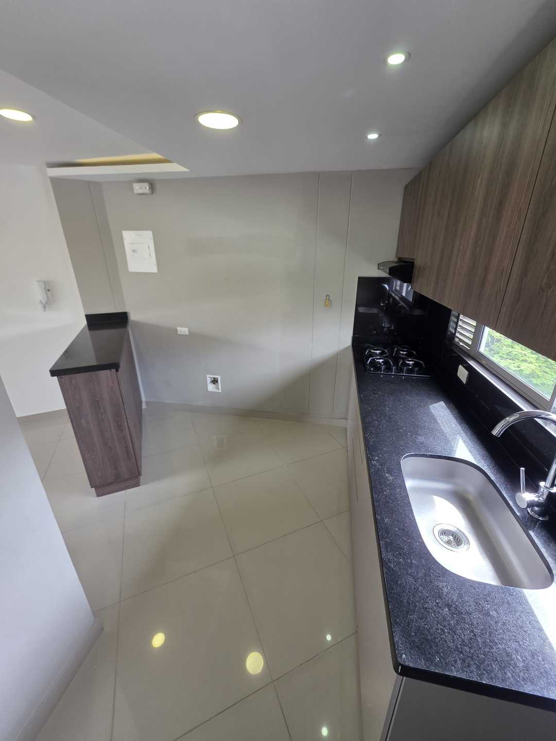 Arriendo apartamento la América