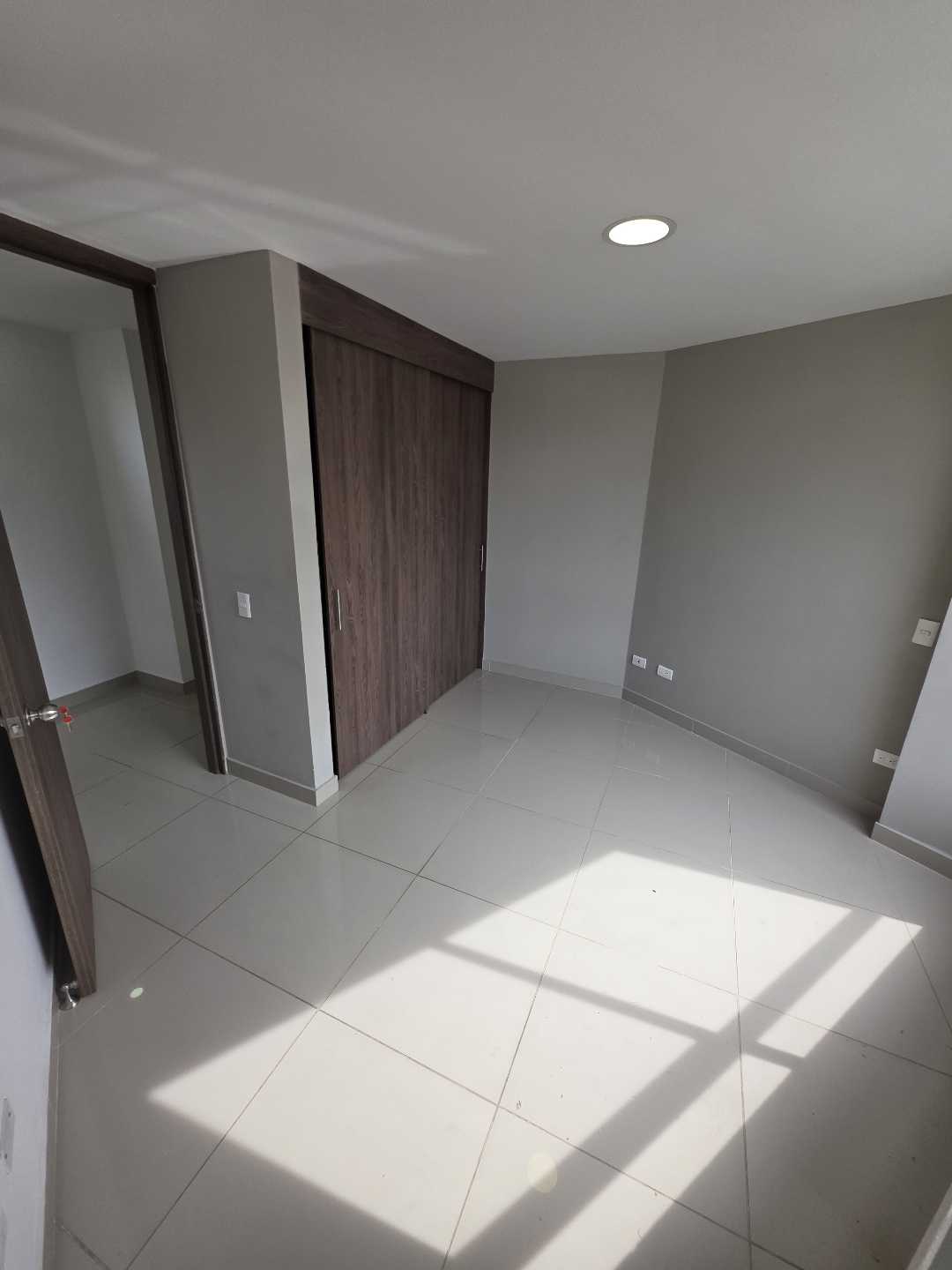 Arriendo apartamento la América
