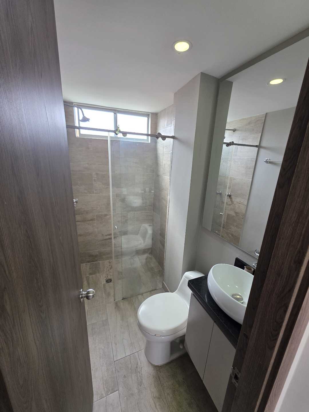 Arriendo apartamento la América