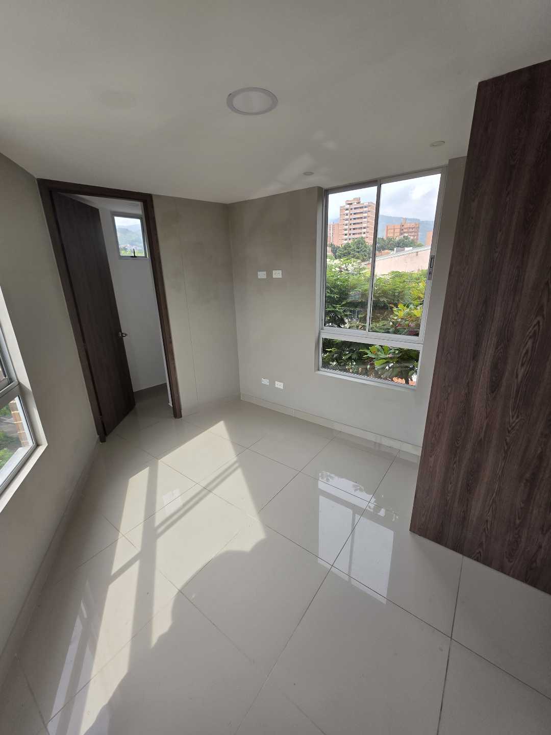 Arriendo apartamento la América
